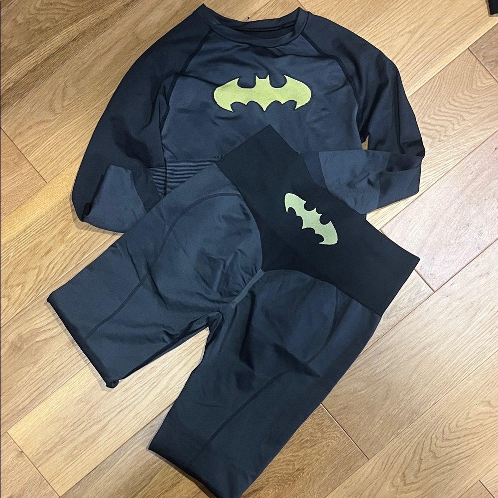 Batman workout outfit